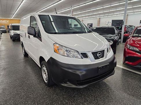 Used 2019 Nissan NV200 S w/ Back Door Glass Package FWD image 3