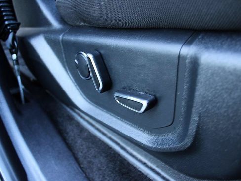 Used 2018 Ford F150 XLT w/ Equipment Group 302A Luxury RWD image 20
