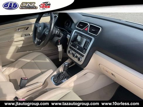 Used 2014 Volkswagen Eos Komfort FWD image 13