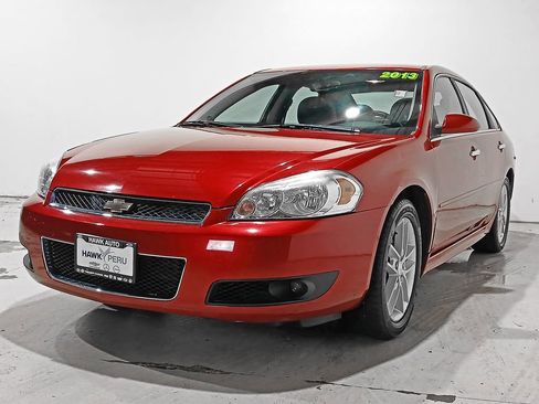 Used 2013 Chevrolet Impala LTZ FWD image 3