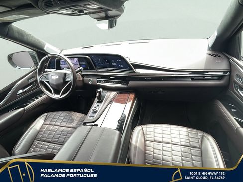 Certified 2024 Cadillac Escalade ESV Sport Platinum AWD/4WD image 31