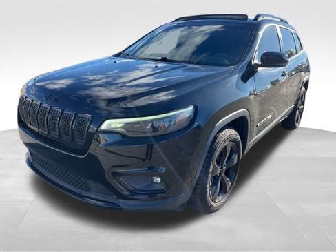 Used 2019 Jeep Cherokee Latitude Plus image 9