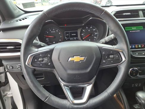 Used 2022 Chevrolet TrailBlazer ACTIV w/ Convenience Package FWD image 14