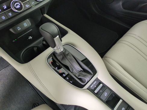 New 2026 Honda HR-V EX-L image 16