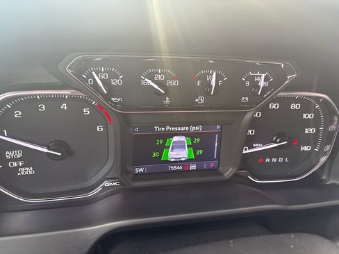 Used 2021 GMC Sierra 1500 Elevation w/ Preferred Package image 7