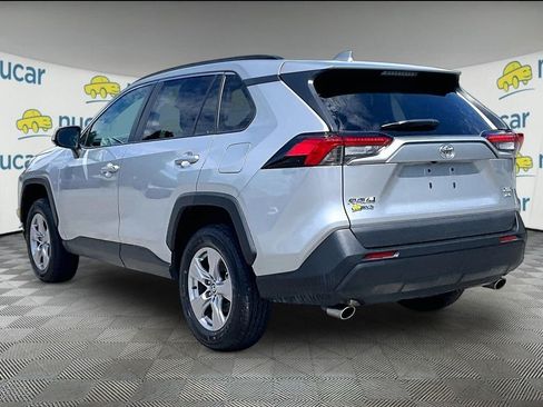 Used 2025 Toyota RAV4 XLE AWD/4WD image 4