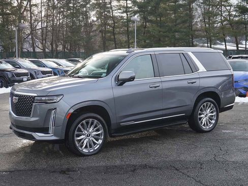 Used 2022 Cadillac Escalade Premium Luxury image 14