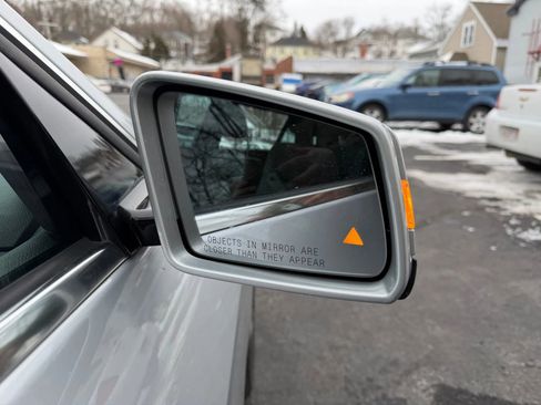 Used 2014 Mercedes-Benz E 350 4MATIC Wagon image 29