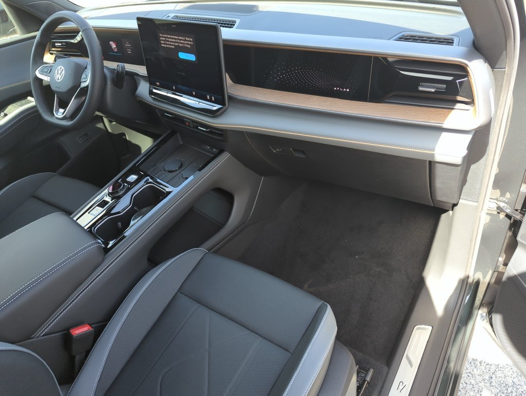 New 2027 Volkswagen Atlas SEL R-Line AWD/4WD image 23