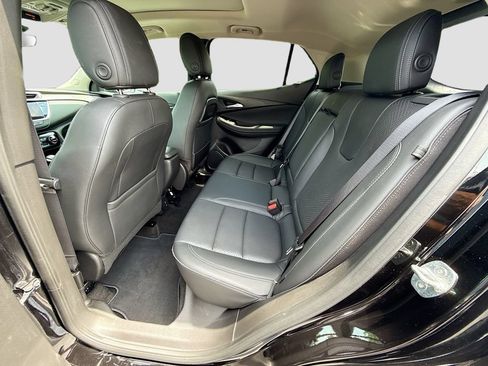 Used 2020 Buick Encore GX Essence w/ Experience Buick Package AWD/4WD image 28