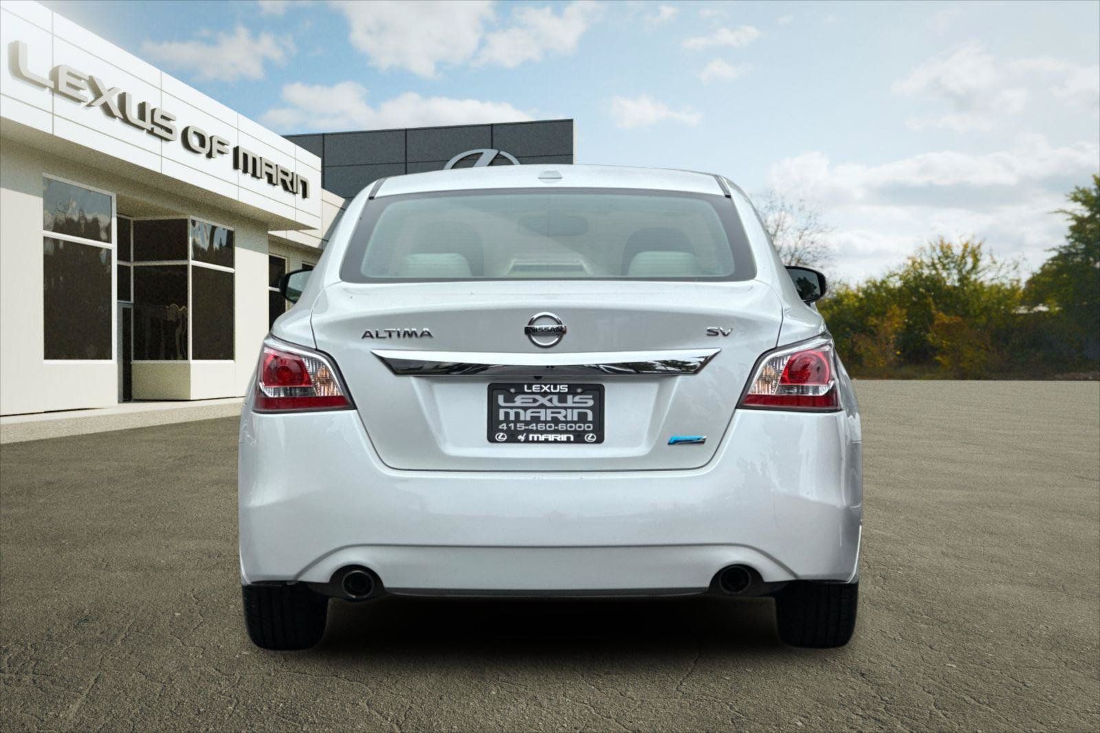 Used 2014 Nissan Altima 2.5 SV w/ Convenience Package FWD image 9