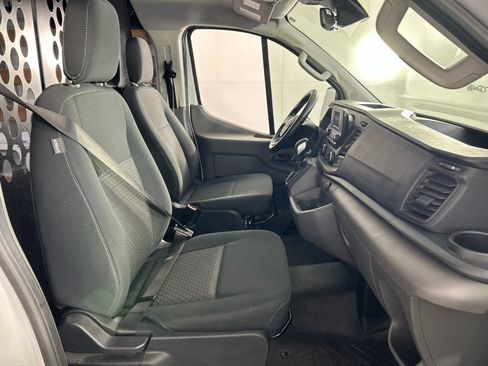 Used 2025 Ford Transit 250 Low Roof w/ Exterior Upgrade Package RWD image 18