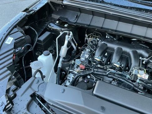 New 2025 Nissan Pathfinder Platinum w/ Cargo Package image 18