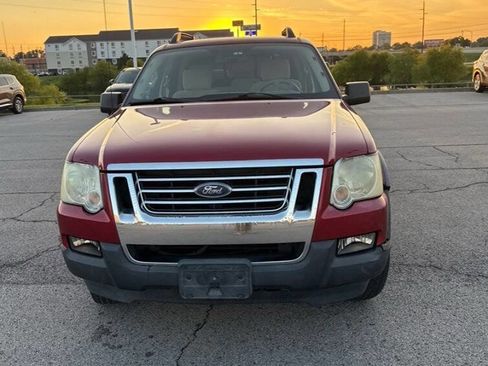 Used 2008 Ford Explorer Sport Trac XLT image 8