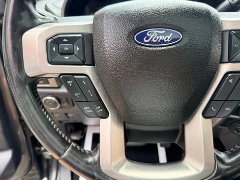 Used 2020 Ford F250 Platinum w/ FX4 Off-Road Package AWD/4WD image 23