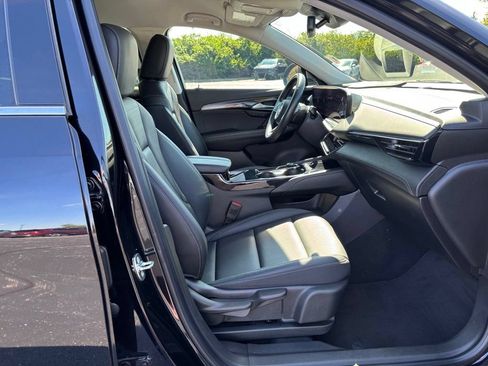 Used 2024 Buick Envision Preferred AWD/4WD image 22