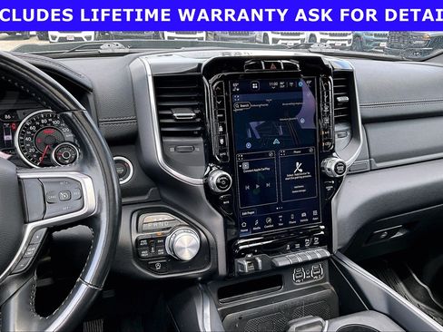 Used 2022 RAM 1500 Laramie AWD/4WD image 6