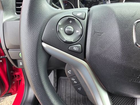 Used 2016 Honda Fit EX image 29
