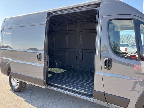 New 2026 RAM ProMaster 2500 image 28