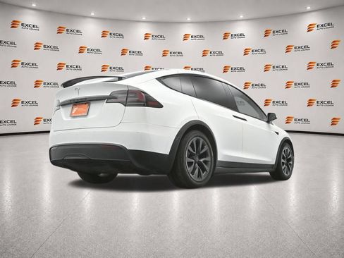 Used 2022 Tesla Model X AWD/4WD image 40