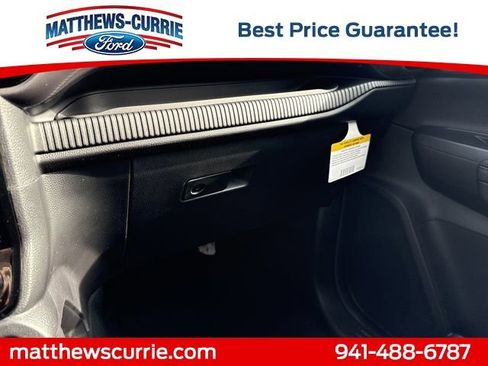 New 2026 Ford Ranger Lariat w/ Black Appearance Package image 15