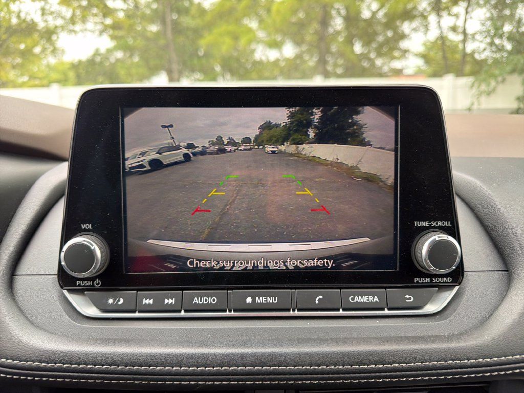Certified 2023 Nissan Rogue SV FWD image 20