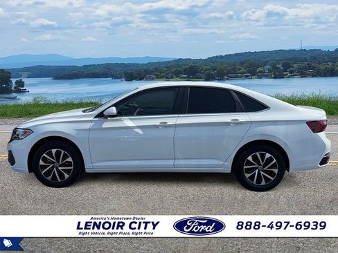 Used 2024 Volkswagen Jetta S FWD image 6
