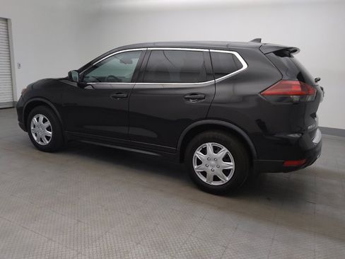 Used 2020 Nissan Rogue S FWD image 11