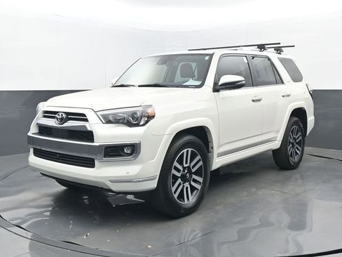 Used 2023 Toyota 4Runner Limited AWD/4WD image 26