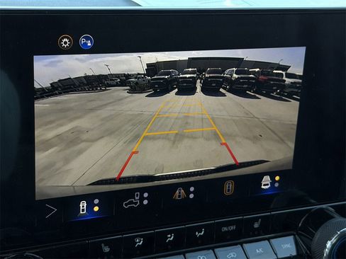 New 2026 Chevrolet Colorado LT w/ LT Convenience Package image 16