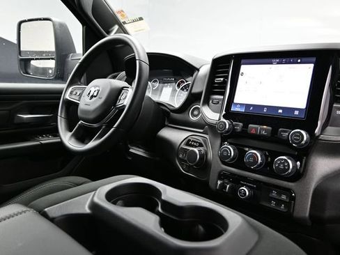 New 2025 RAM 1500 Tradesman AWD/4WD image 14