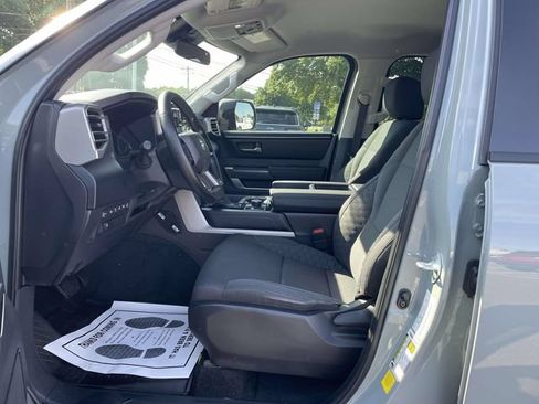 Used 2024 Toyota Tundra SR5 w/ SR5 Convenience Package AWD/4WD image 15