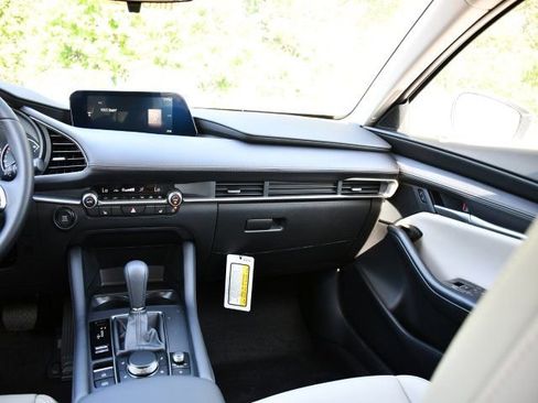 New 2026 MAZDA MAZDA3 2.5 S Sedan w/ Preferred Pkg FWD image 19