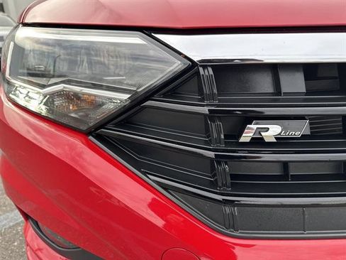 Certified 2020 Volkswagen Jetta R-Line image 11