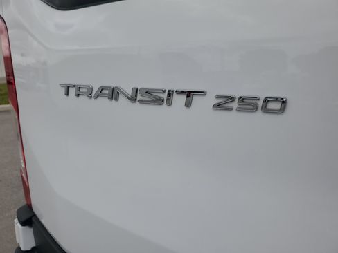 Used 2024 Ford Transit 250 Low Roof w/ Exterior Upgrade Package RWD image 29