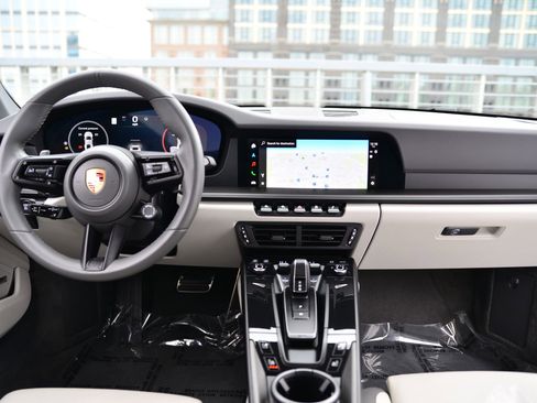 Certified 2025 Porsche 911 Carrera image 23