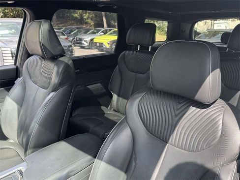 Used 2023 Hyundai Palisade Calligraphy image 20