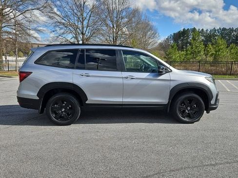 Used 2022 Honda Pilot TrailSport image 9