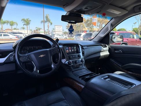 Used 2017 Chevrolet Suburban Premier RWD image 22