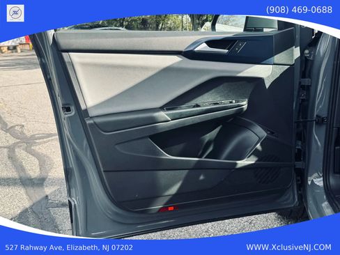 Used 2022 Volkswagen Taos SE image 7