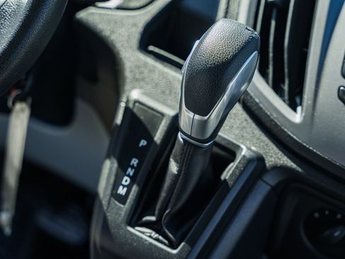 Used 2015 Ford Transit 350 XLT image 25