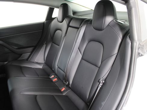 Used 2021 Tesla Model 3 Standard Range Plus RWD image 16