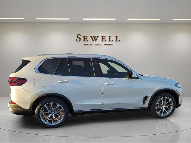 Used 2026 BMW X5 xDrive40i AWD/4WD image 6