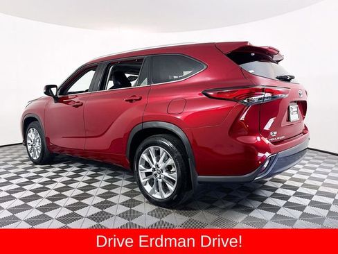 Used 2023 Toyota Highlander Limited AWD/4WD image 21