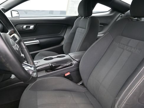Used 2018 Ford Mustang GT image 11