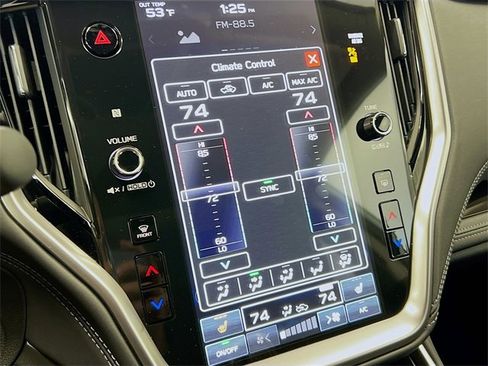 New 2025 Subaru Outback Limited image 12