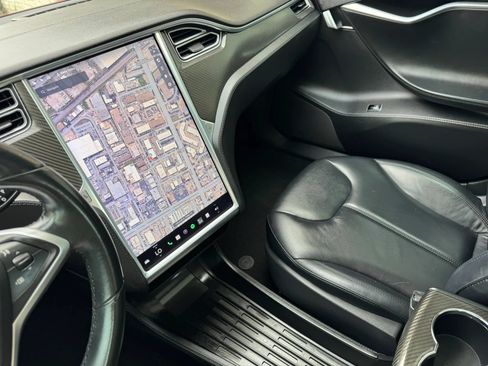 Used 2014 Tesla Model S 85 RWD image 36