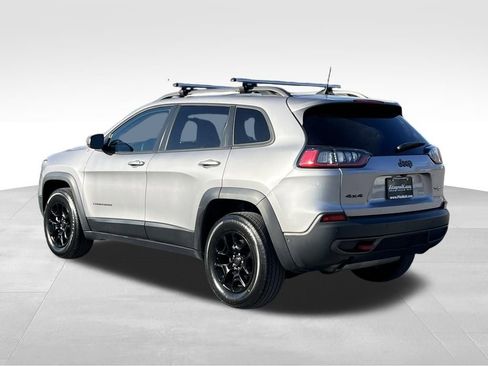 Used 2019 Jeep Cherokee Trailhawk image 8