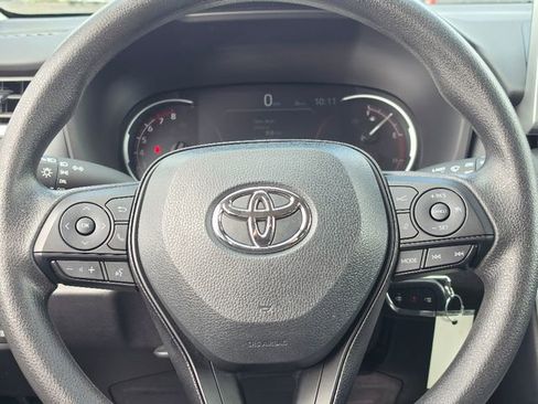 Used 2025 Toyota RAV4 LE image 28