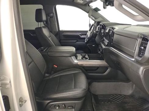 Used 2024 Chevrolet Silverado 2500 LTZ w/ LTZ Plus Package image 16